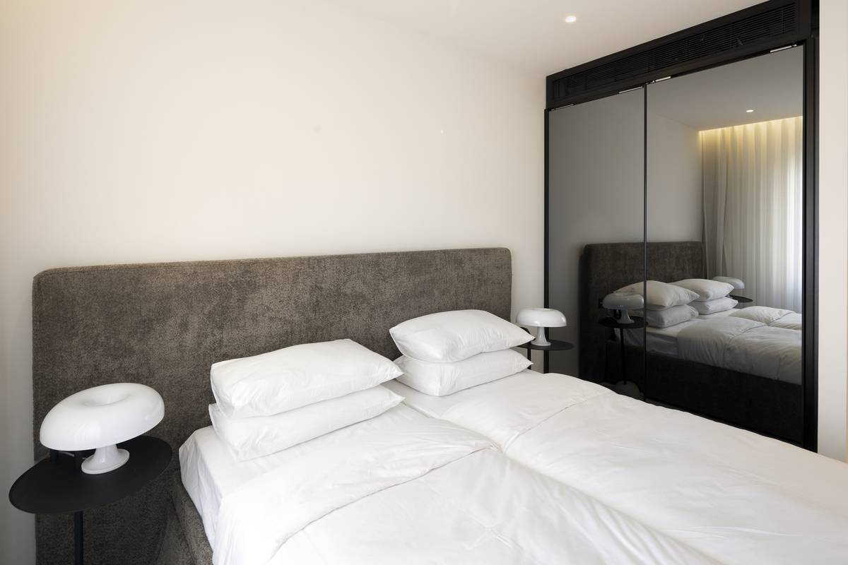 Bedroom suite at Aura Penthouse Jerusalem – photo 16