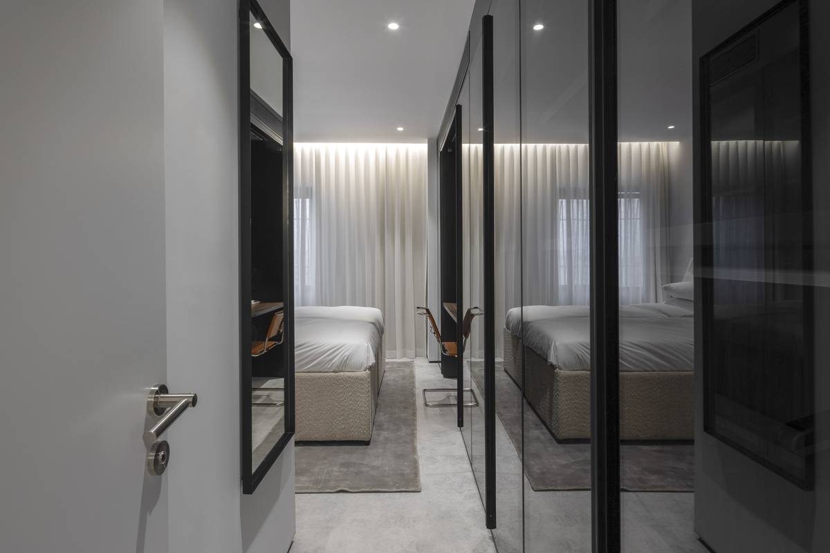 Bedroom suite at Aura Penthouse Jerusalem – photo 18
